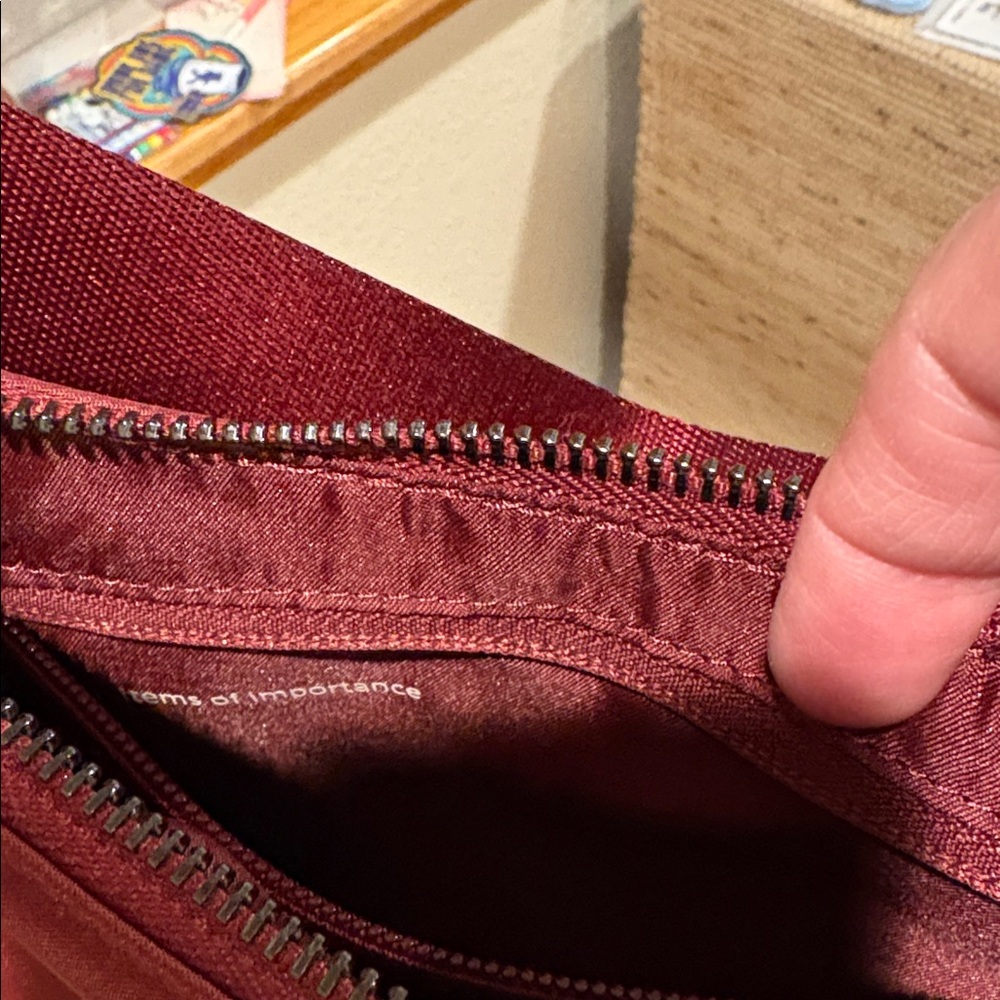 Lululemon City Essentials Crossbody Color: “Rockwood” NWOT /Never Used!🤎❤️ - Picture 6 of 14